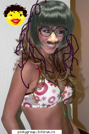 ce frumoasa e fata asta nu??hai k asa de ce dar ii fak eo:multa  :finger:  :finger:  :finger: